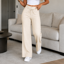 (Compre 2 e Leve 3) Calça Pantalona Julie em Malha de Seda Gelo e Poliéster