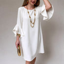 Vestido Lorena com Mangas Amplas em Babados e Caimento Fluido